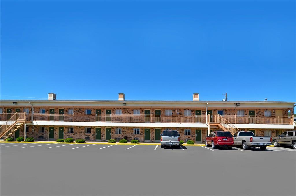 Americas Best Value Inn Crosstimbers Stephenville Extérieur photo