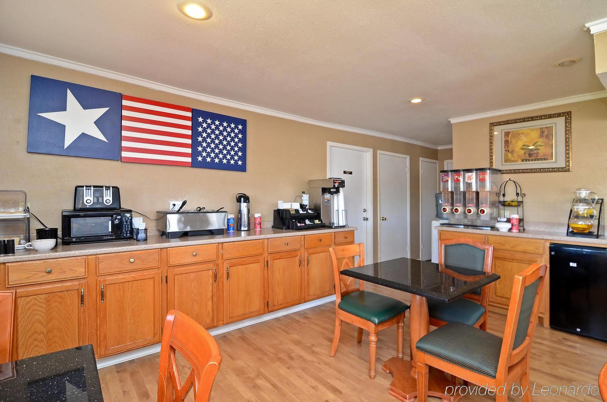 Americas Best Value Inn Crosstimbers Stephenville Extérieur photo